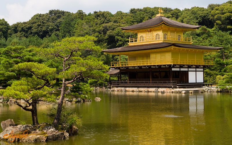 Kinkaku-ji, one of Kyoto tourist attractions Kinkaku-ji, one of Kyoto tourist attractions