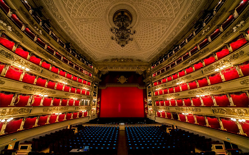 1-Interior-of-world-famous-La-Scala 1-Interior-of-world-famous-La-Scala