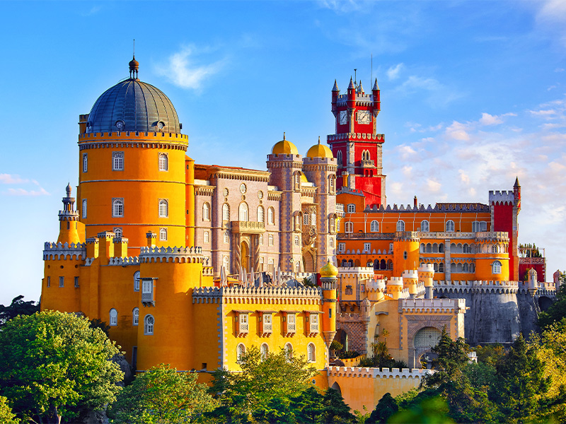 lisbon tourist office near me