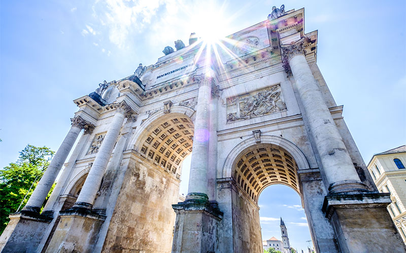 1-famous-siegestor-in-munich 1-famous-siegestor-in-munich