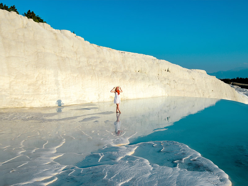 Visit-Pamukkale-in-Turkey