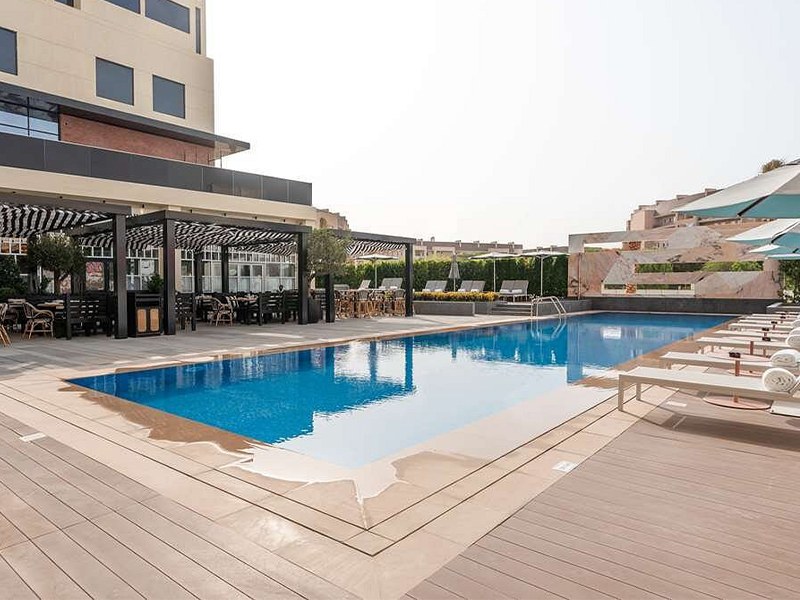 rooftop pools in Dubai