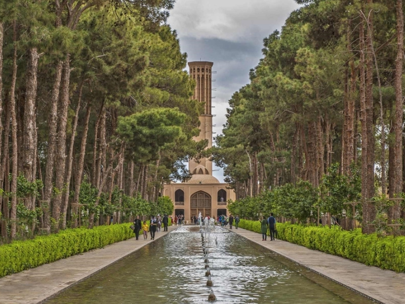 Dowlat Abad Garden