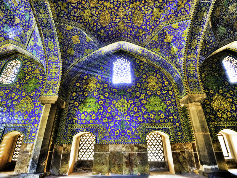 Isfahan Travel Guide