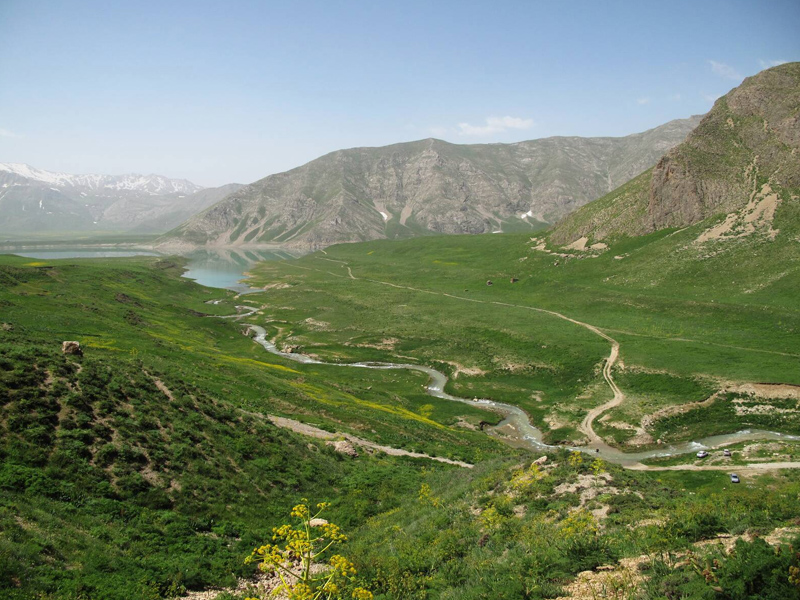 Lar National Park