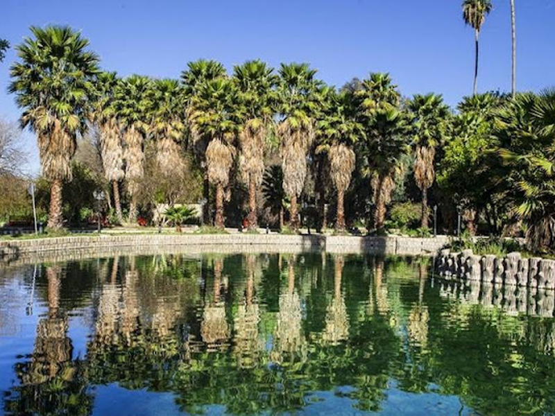 Cheshme Belghais garden