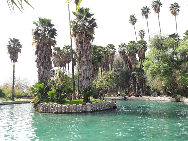 Cheshme Belghais garden