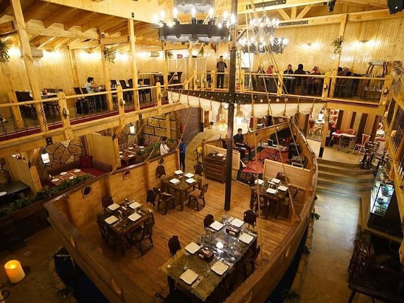 Best restaurants in Lahijan