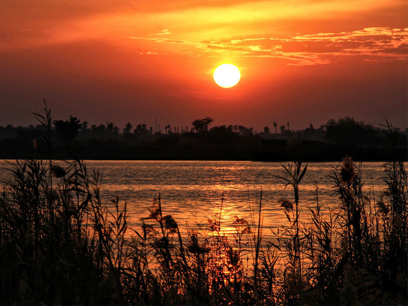 sun set persian gulf