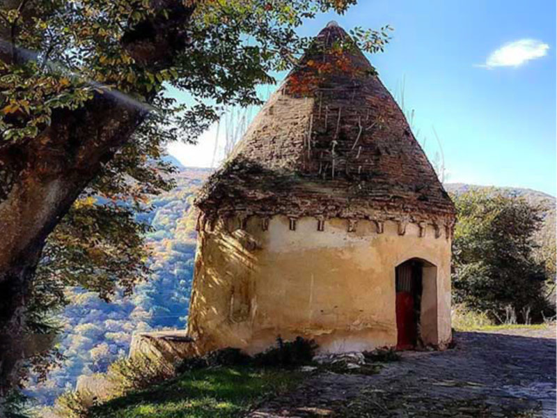 The Tower of Pir Shahriar