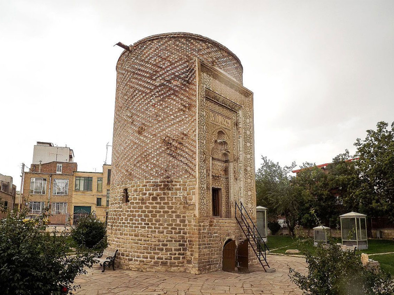 Se Gonbad Tomb Tower in Urmia