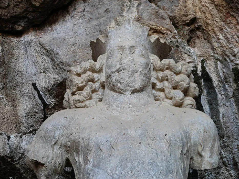 Shapur Cave