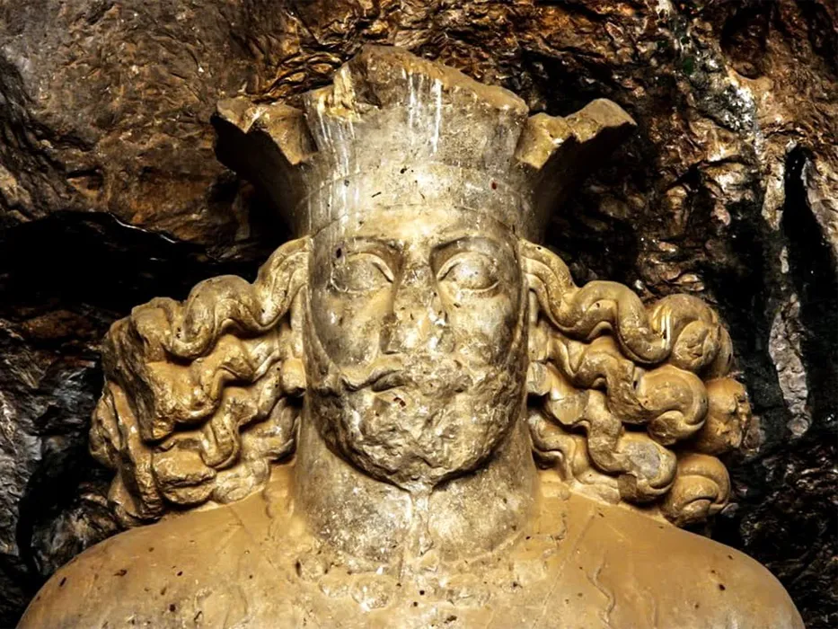 Shapur Cave
