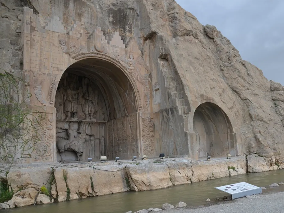 Taq-e Bostan