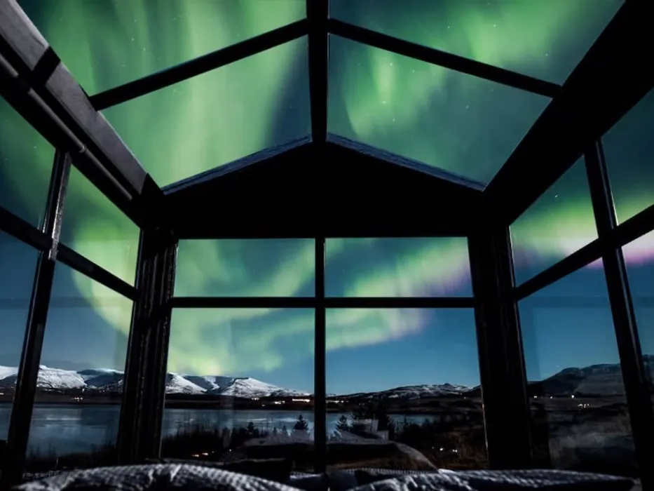 glass hotels in the world