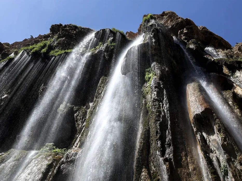 margoon waterfall