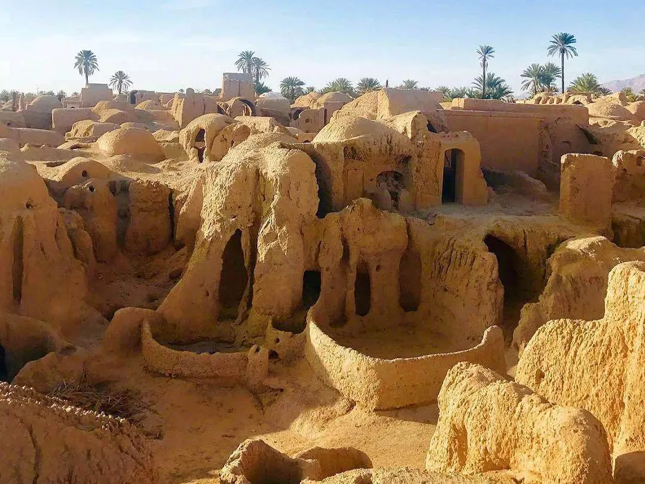 The Esfahak village